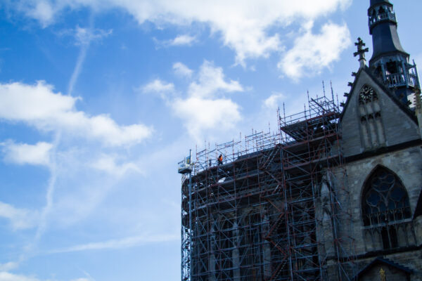 De basiliek van Meerssen restauratie Coppes Bouwbedrijf